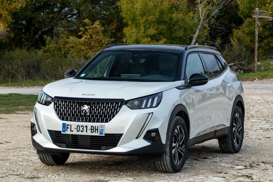  Peugeot 2008 GT Line 2019 года  (WW) (фото 23 из 40)